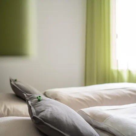 ホテル Eee Graz Pirka