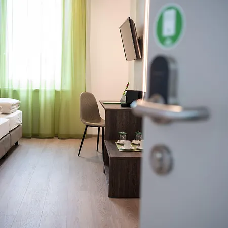 ホテル Eee Graz *